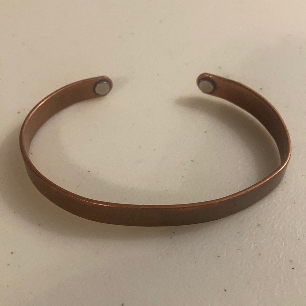 Copper healing bracelet with magnets